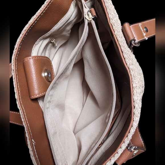 Woven Textured Tan & Brown Purse Handbag with Pockets - Picture 6 of 15